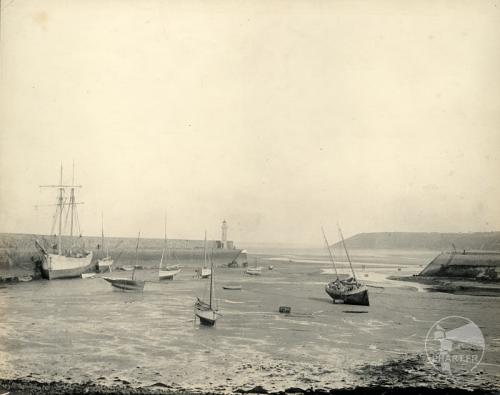 Binic - Le port de Binic à marée basse